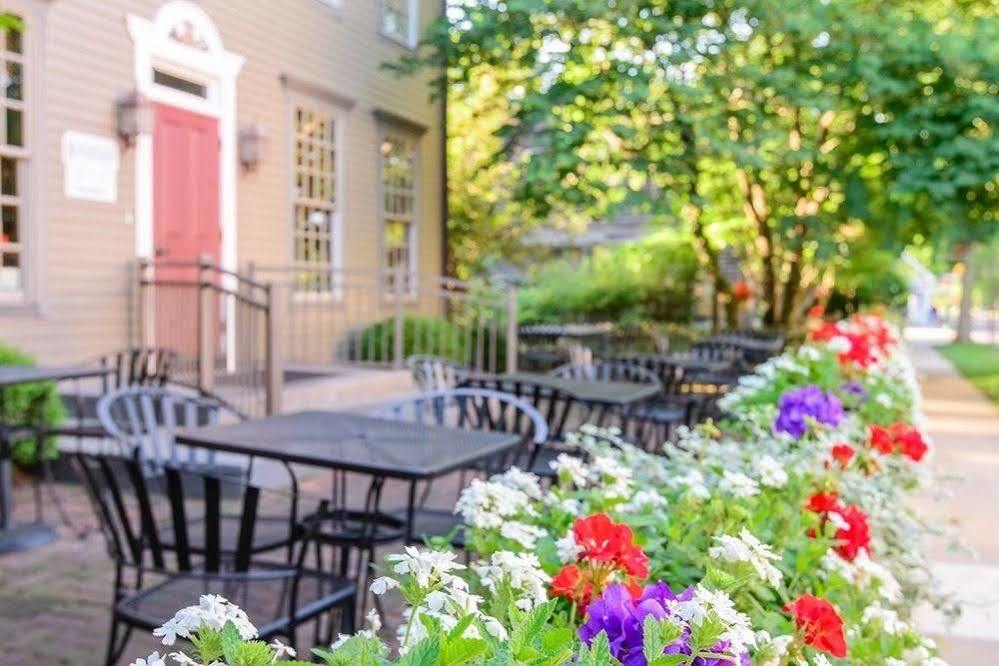 Brick Street Inn Zionsville Exterior photo